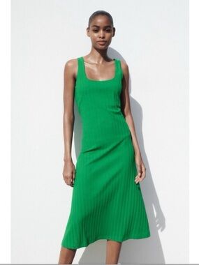 Zara Green Ribbed Midi Dress